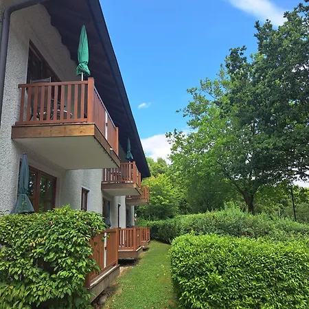 Appartementhaus Kastanie Ξενοδοχείο με διαμερίσματα 3*