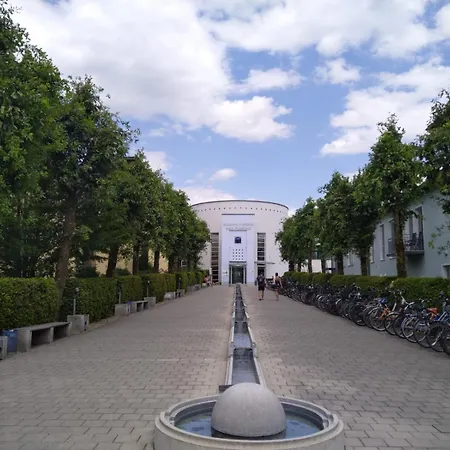 Appartementhaus Kastanie Ξενοδοχείο με διαμερίσματα 3*