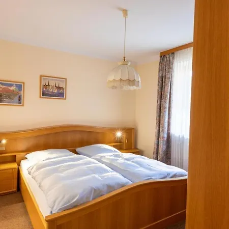 Ξενοδοχείο με διαμερίσματα Appartementhaus Kastanie 3*