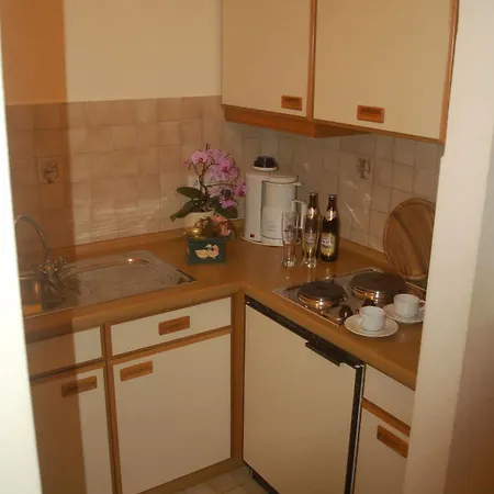 Appartementhaus Kastanie 3*