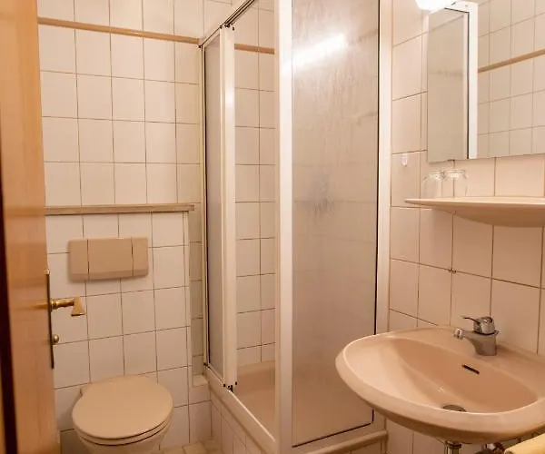 Appartementhaus Kastanie 3* Бад-Фюссинг