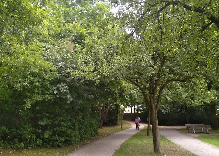 Апарт-отель Appartementhaus Kastanie 3*