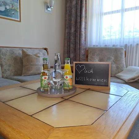 Appartementhaus Kastanie Aparthotel 3*